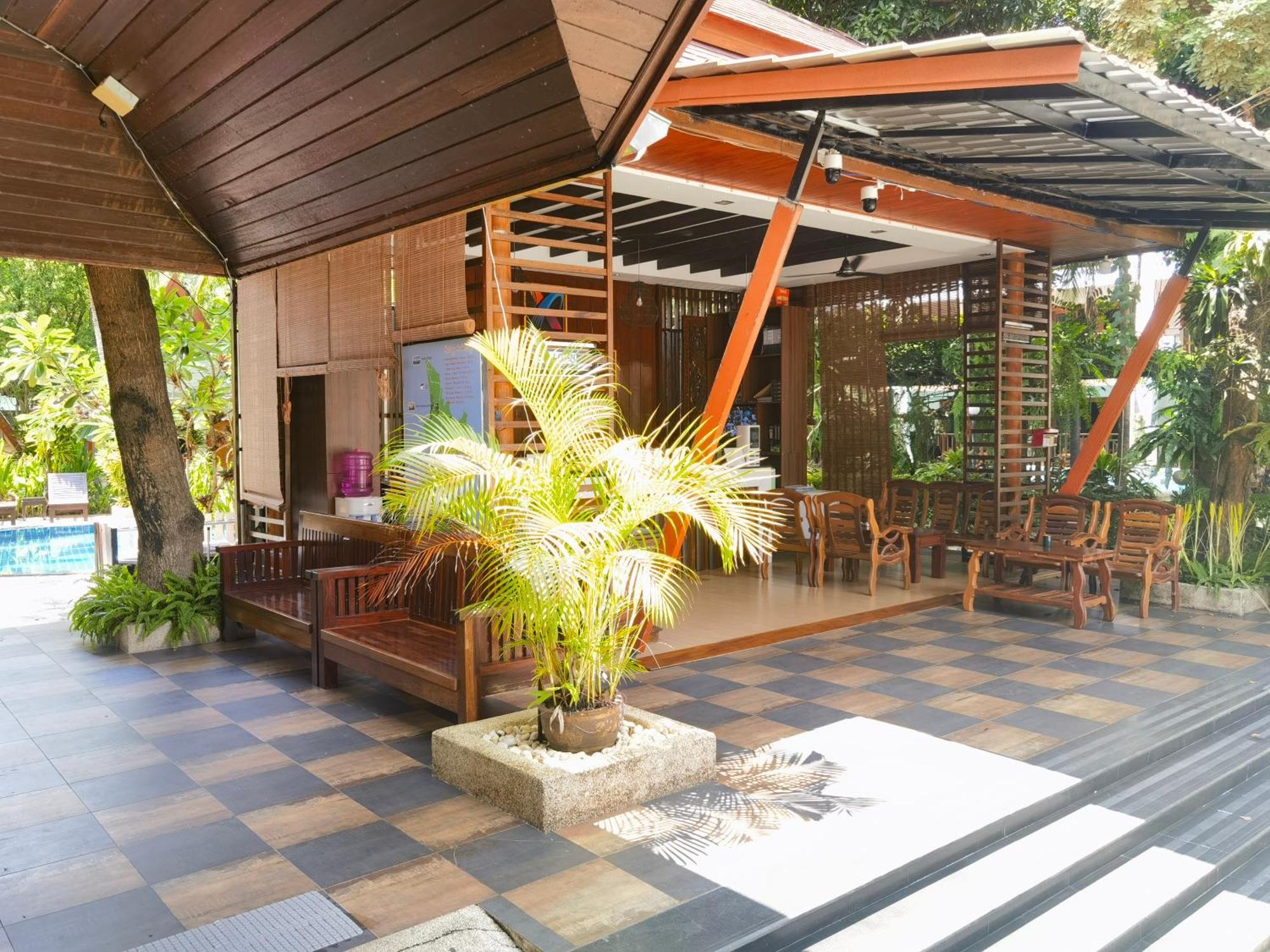 Phuket Meet Holiday Hotel 普吉岛相遇酒店 Rawai Exterior foto