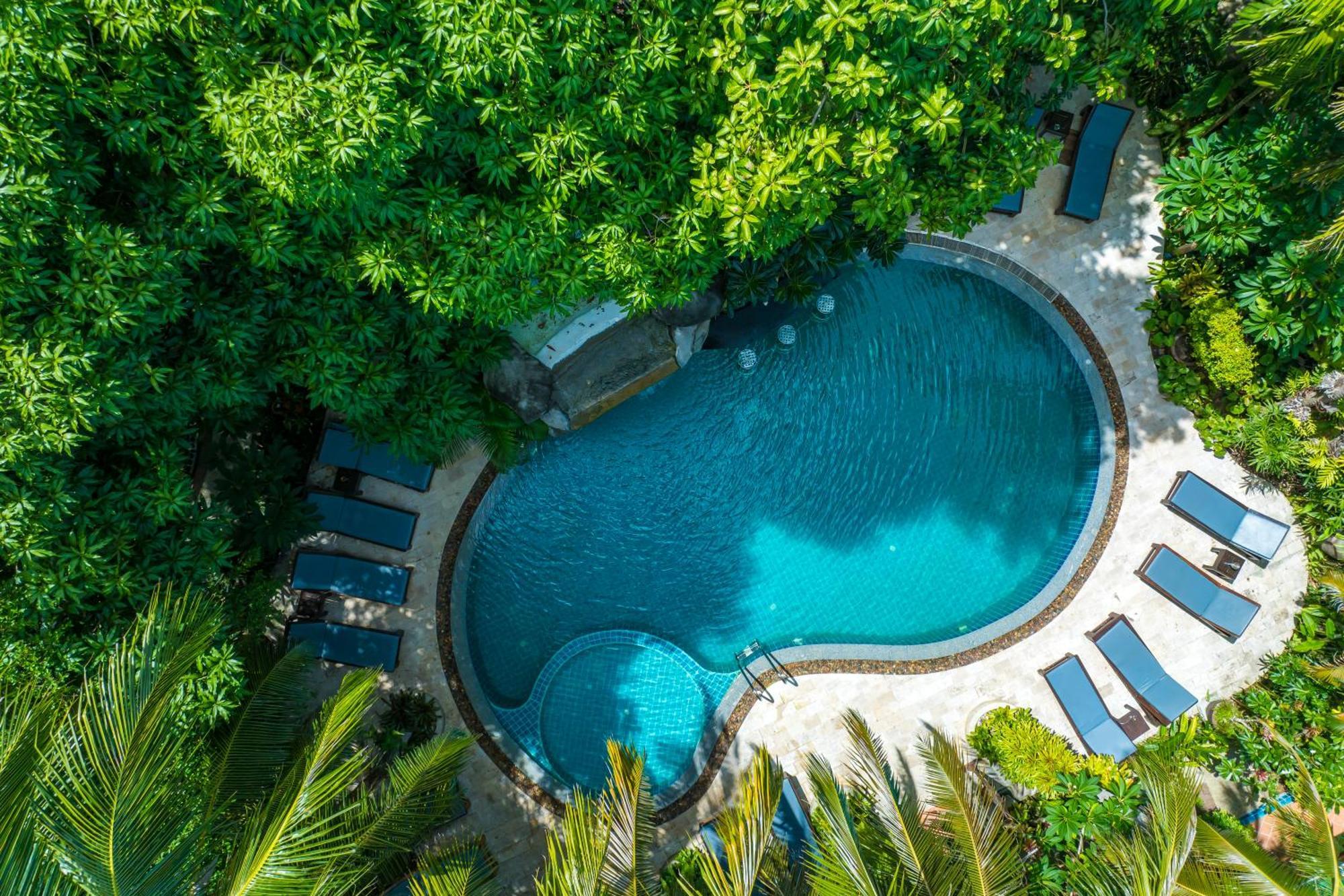 Phuket Meet Holiday Hotel 普吉岛相遇花园度假酒店 Rawai Exterior foto