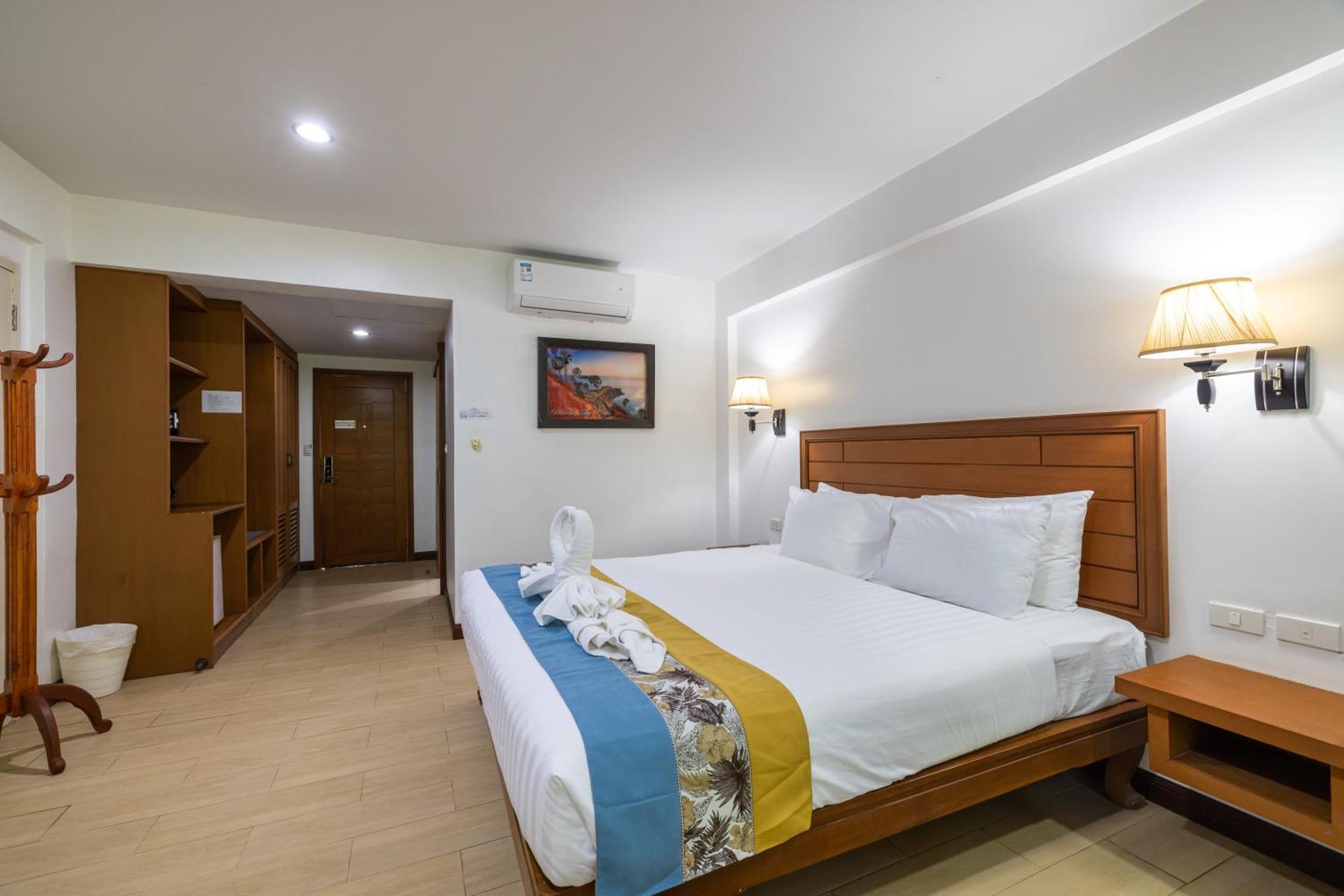 Phuket Meet Holiday Hotel 普吉岛相遇花园度假酒店 Rawai Exterior foto