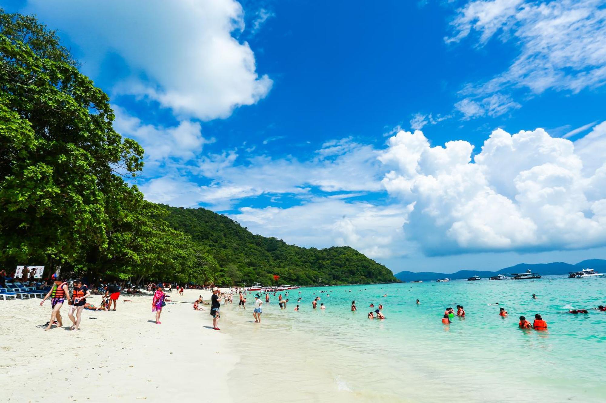 Phuket Meet Holiday Hotel 普吉岛相遇花园度假酒店 Rawai Exterior foto