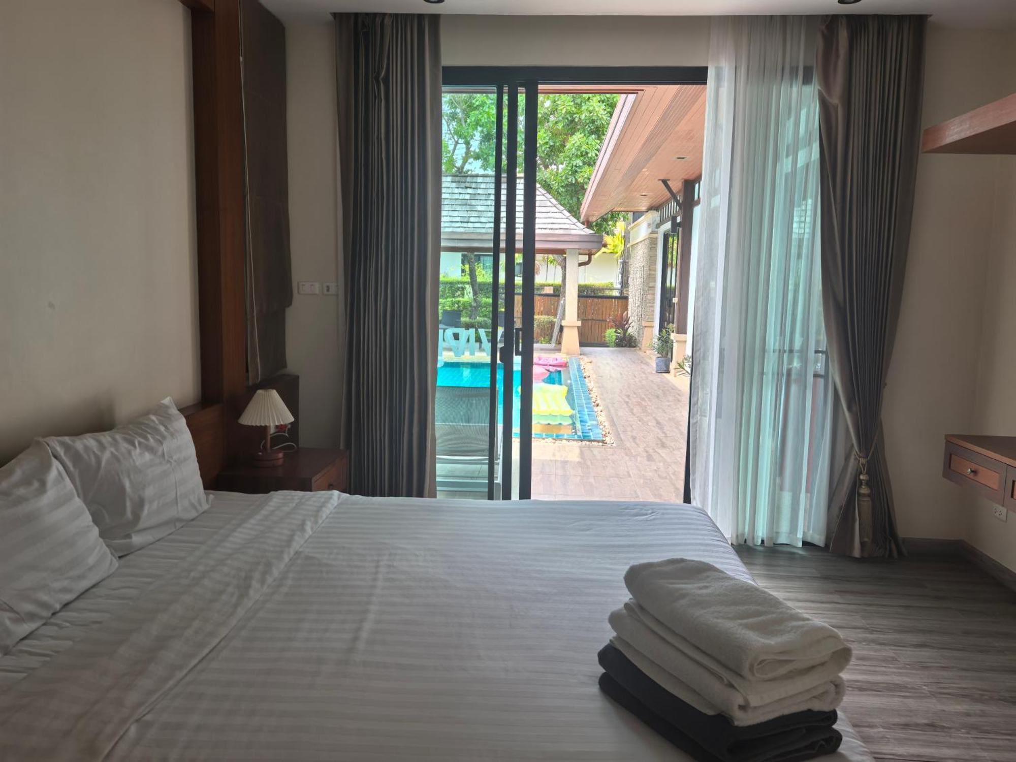 Phuket Meet Holiday Hotel 普吉岛相遇花园度假酒店 Rawai Exterior foto