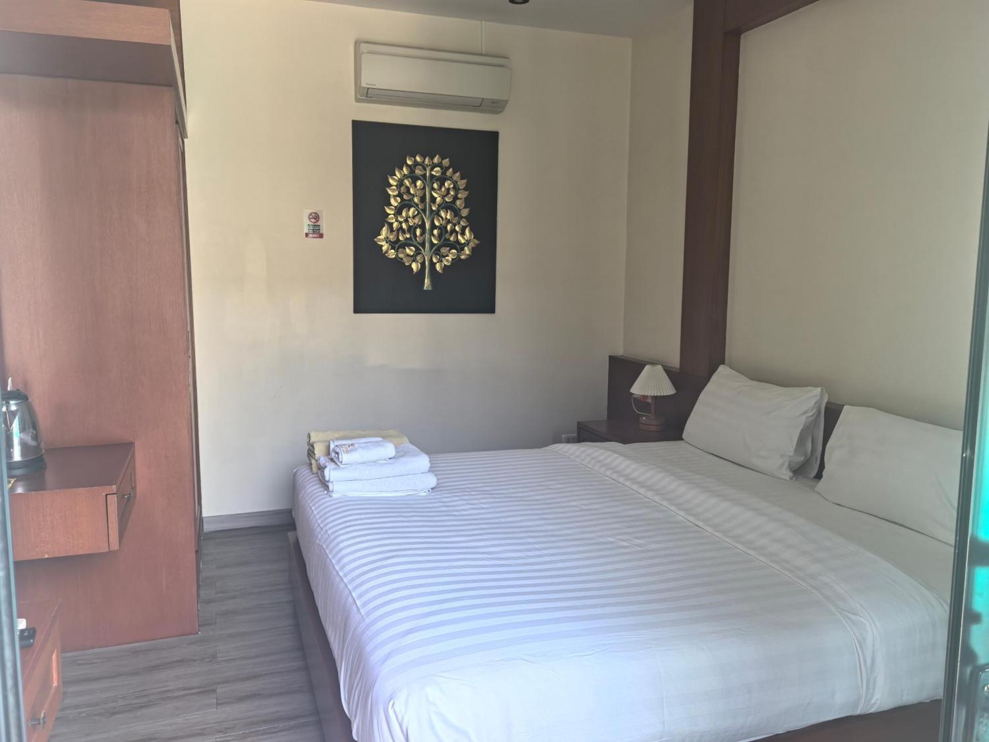 Phuket Meet Holiday Hotel 普吉岛相遇花园度假酒店 Rawai Exterior foto