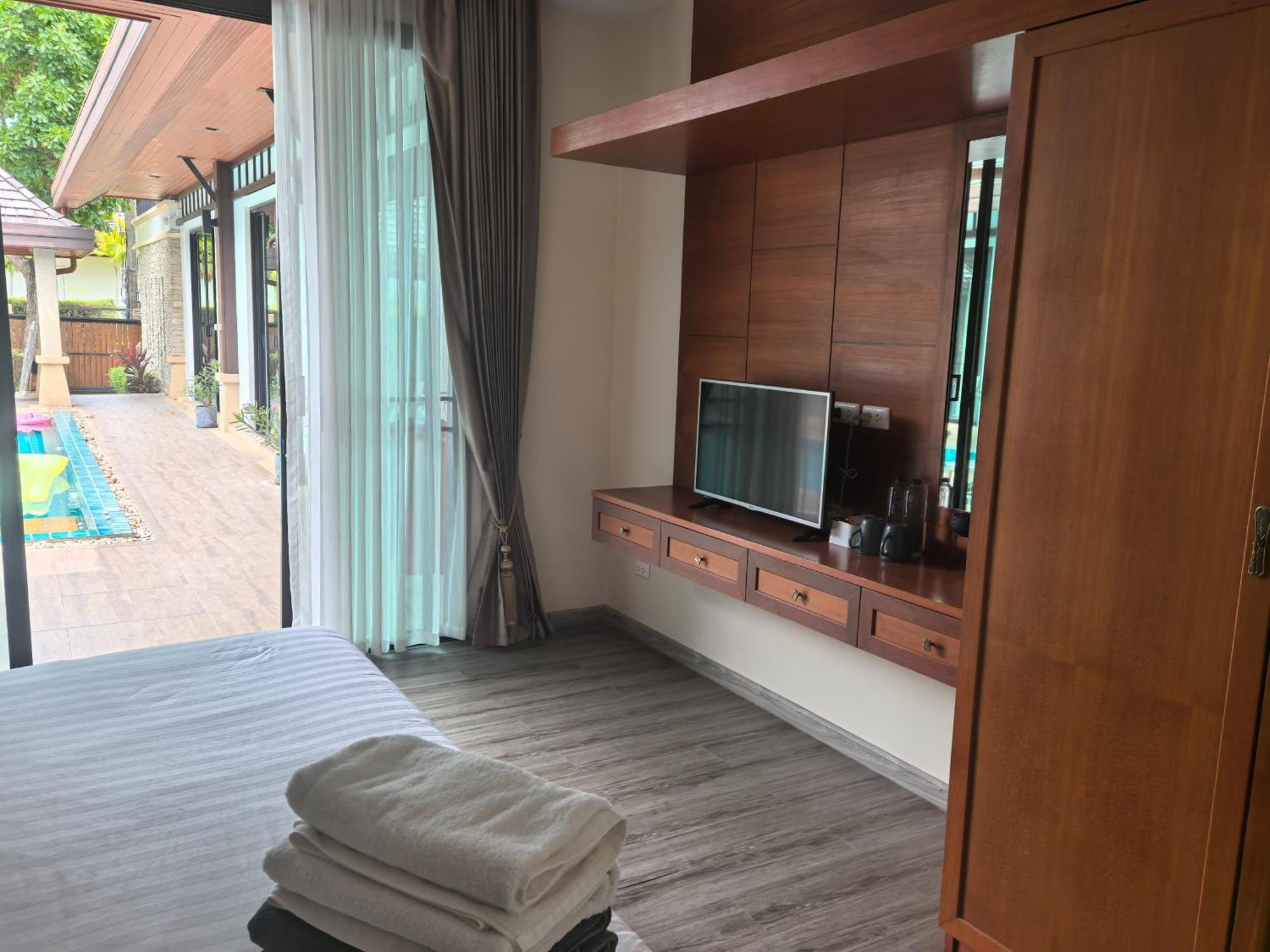 Phuket Meet Holiday Hotel 普吉岛相遇花园度假酒店 Rawai Exterior foto